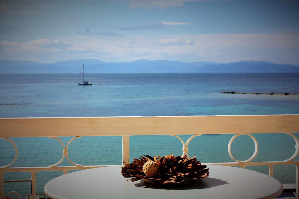 Plaza Hotel Aegina Exterior photo